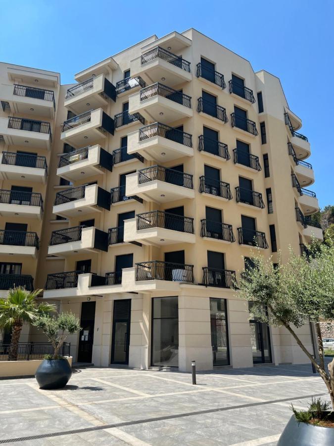 Green Hills By Rent A Car Mi بودغوريتْسا المظهر الخارجي الصورة
